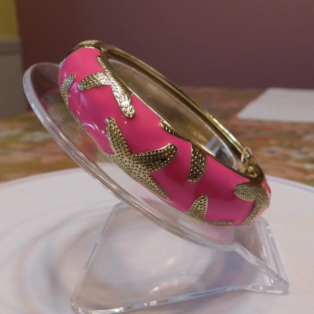 Sequin Silver Tone Hot Pink Starfish Hinged Enamel Bracelet - New